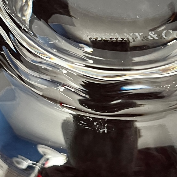 Tiffany & Co Crystal Bowl Signed Stars & Stripes Design Scalloped Top 5"W x 3"H - Picture 7 of 8